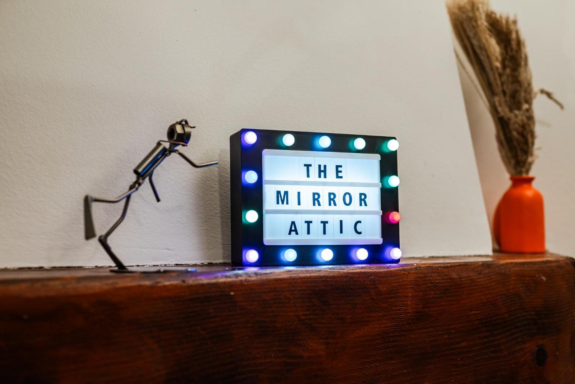 The Mirror Attic - Moscova Brera Apartment *